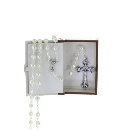 Chapelet de communion avec un coffret en bois