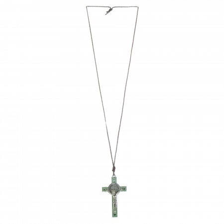 Crucifix de Saint Benoît en métal coloré avec un cordon et un livret