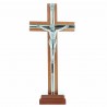 Crucifix sur socle en bois avec le Christ en métal 16cm