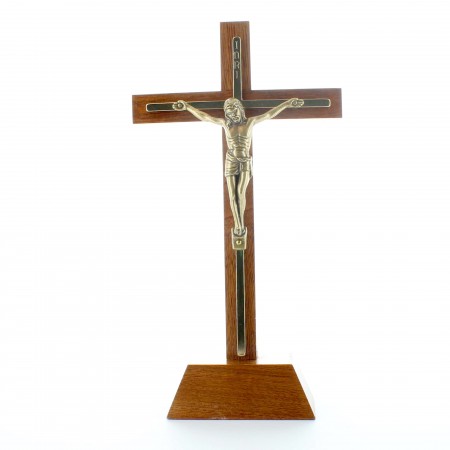 Crucifix en bois foncé avec un Christ en métal doré 21.5 cm