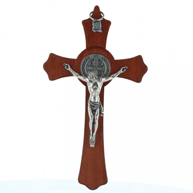 Crocifisso di legno di San Benoit