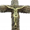 Chapelet à suspendre en écorce d'arbre vernis avec Christ doré