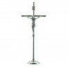 Crucifix en métal sur pied 16 cm