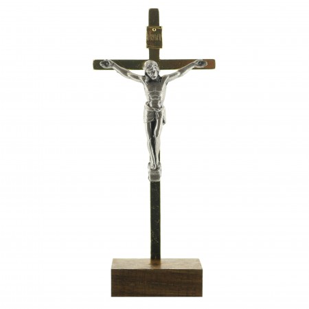 Crucifix en métal avec socle en bois 8cm