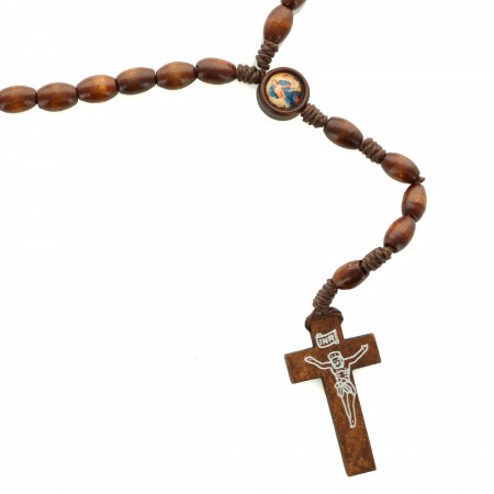 Wooden rosary Mary who unties knots with its decorated box