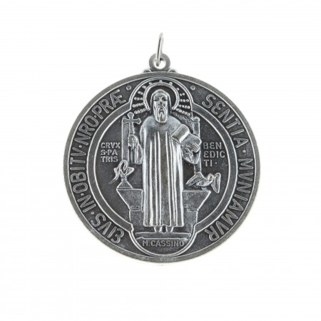 Petit Médaille de Saint Benoît en métal argenté 1,7cm