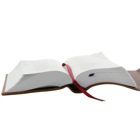 Leatherette Travel Edition Bible with Magnetic Flap