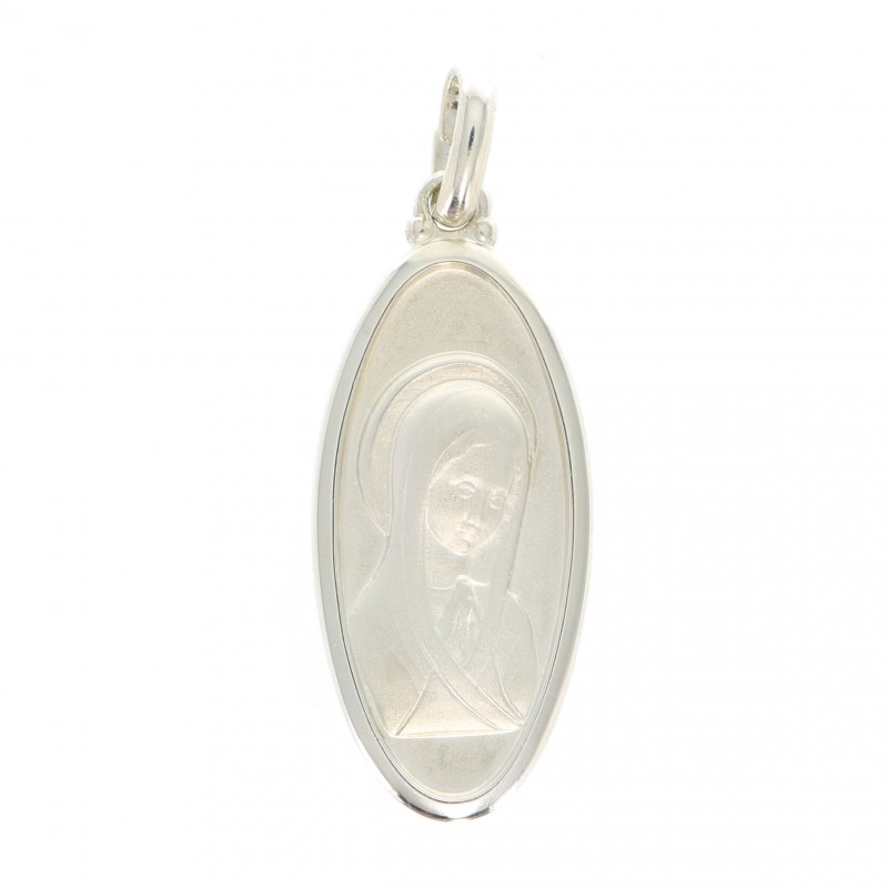 Silver oval medal of Our Lady praying