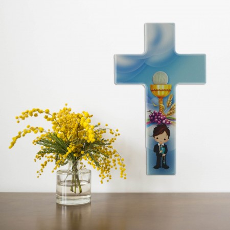 Croix de communion pour garçon décorée d'un calice 15 cm
