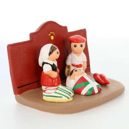 Ceramic Nativity Scene Basque Country 8x7cm