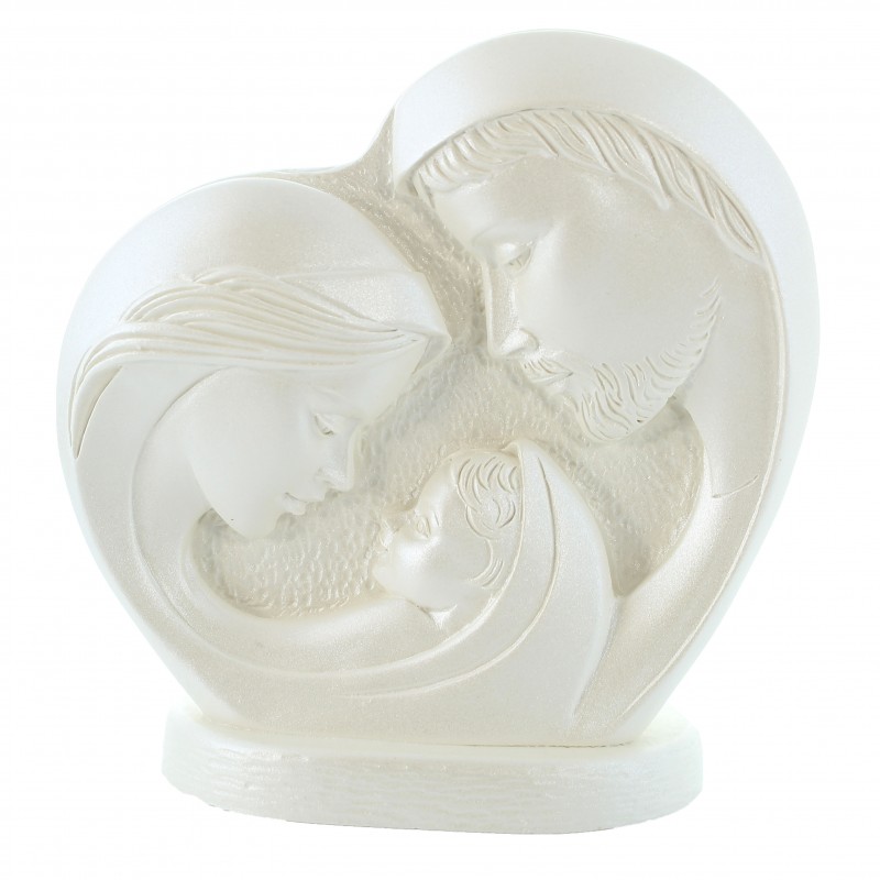 Heart-shaped statue of the Holy Family in white resin