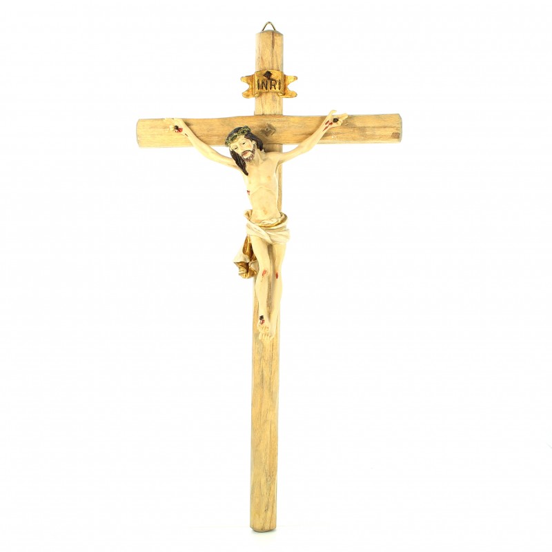 Croix en bois avec Christ en résine