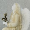Coffret de 3 statues des Archanges en albâtre