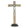 Crucifix de Saint Benoît en bois sur pied de 22cm