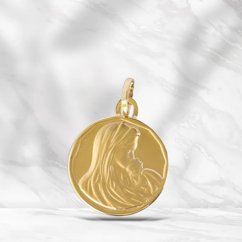 Medaglia in oro 18 carati della Vergine con Bambino 15 mm con incisione personalizzata