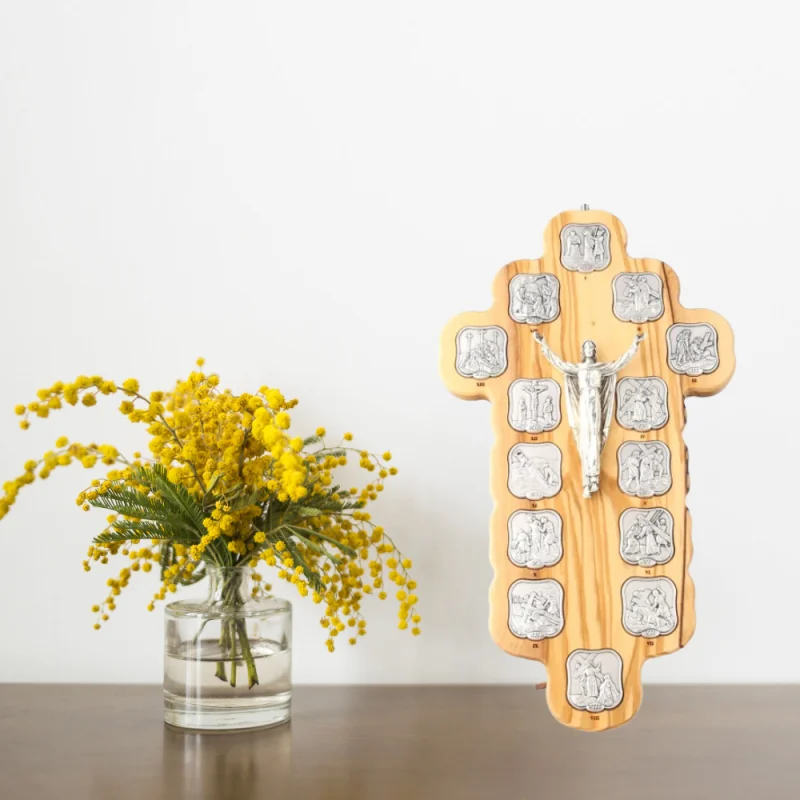 Via Crucis Cross in Olive Wood – 28cm