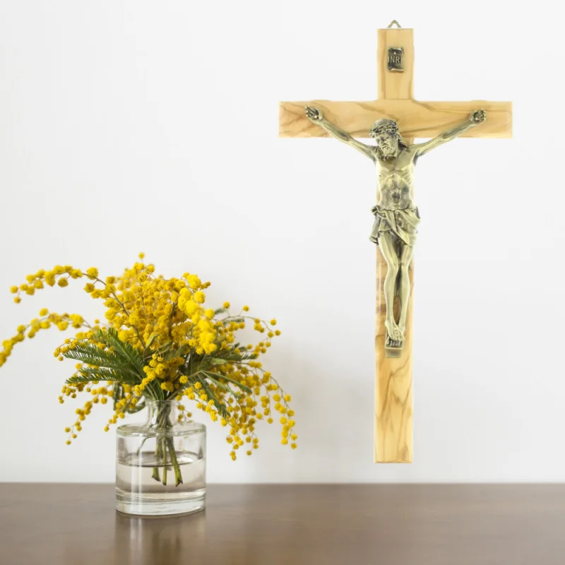 Crocifisso di 50 cm in legno d'ulivo e Cristo dorato
