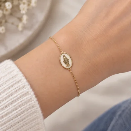 Bracciale con medaglia...