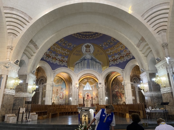 Messa in diretta a Lourdes - Il vostro pellegrinaggio spirituale online