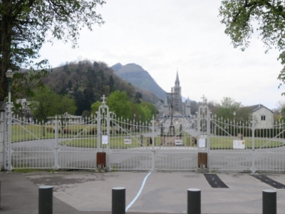 The Shrine of Lourdes is closed : Lourdes Water unavailable !